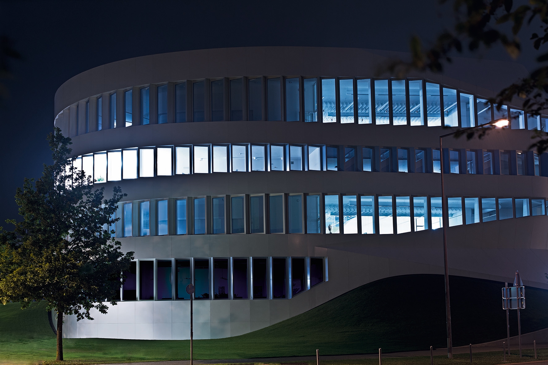 Leggi sul progetto Center for Virtual Engineering ZVE