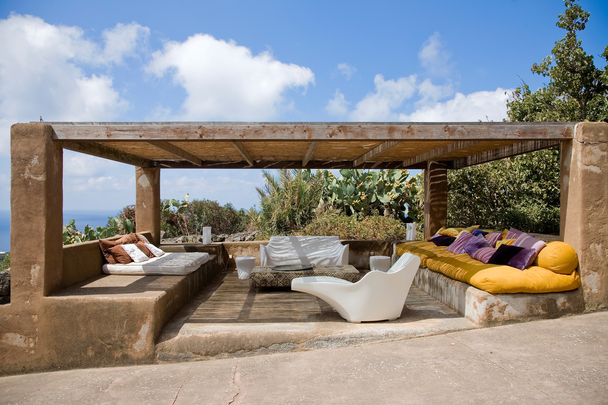 Read about project A dwelling in Pantelleria
