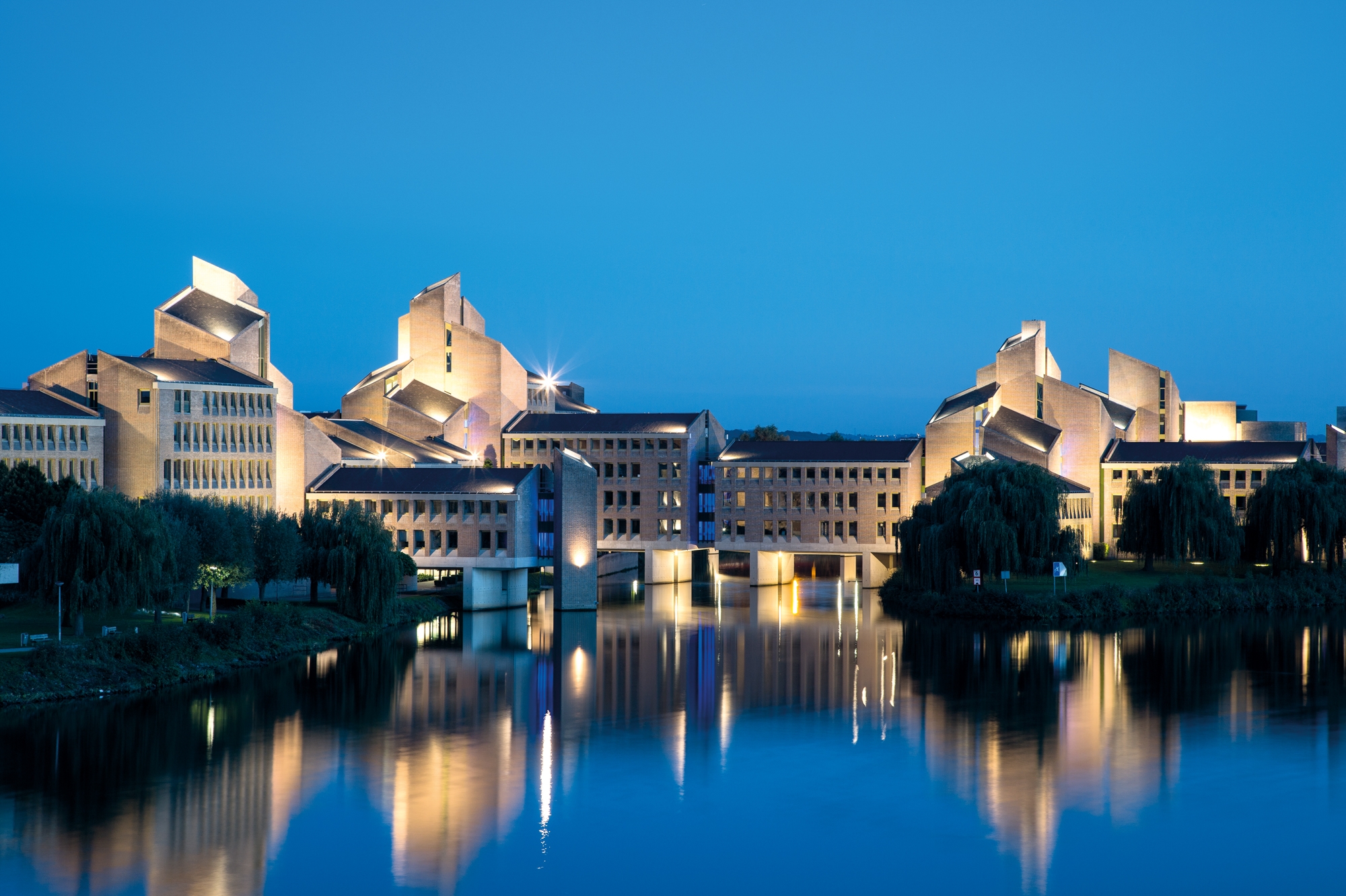 Read about project Provincial Building Limburg