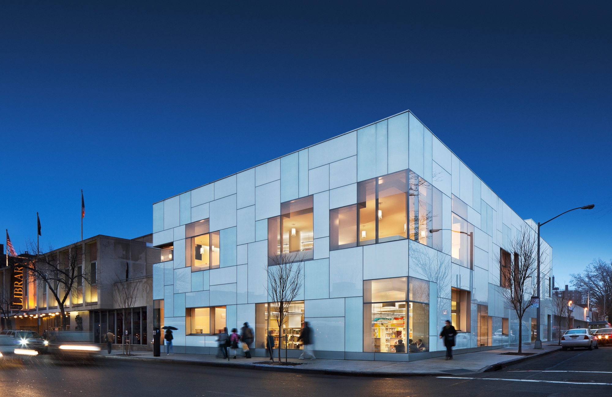 Lees oor projek Queens Central Library | Children’s Library Discovery Center