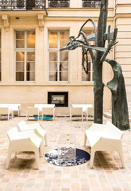 Read about project Hotel de Livry Showroom