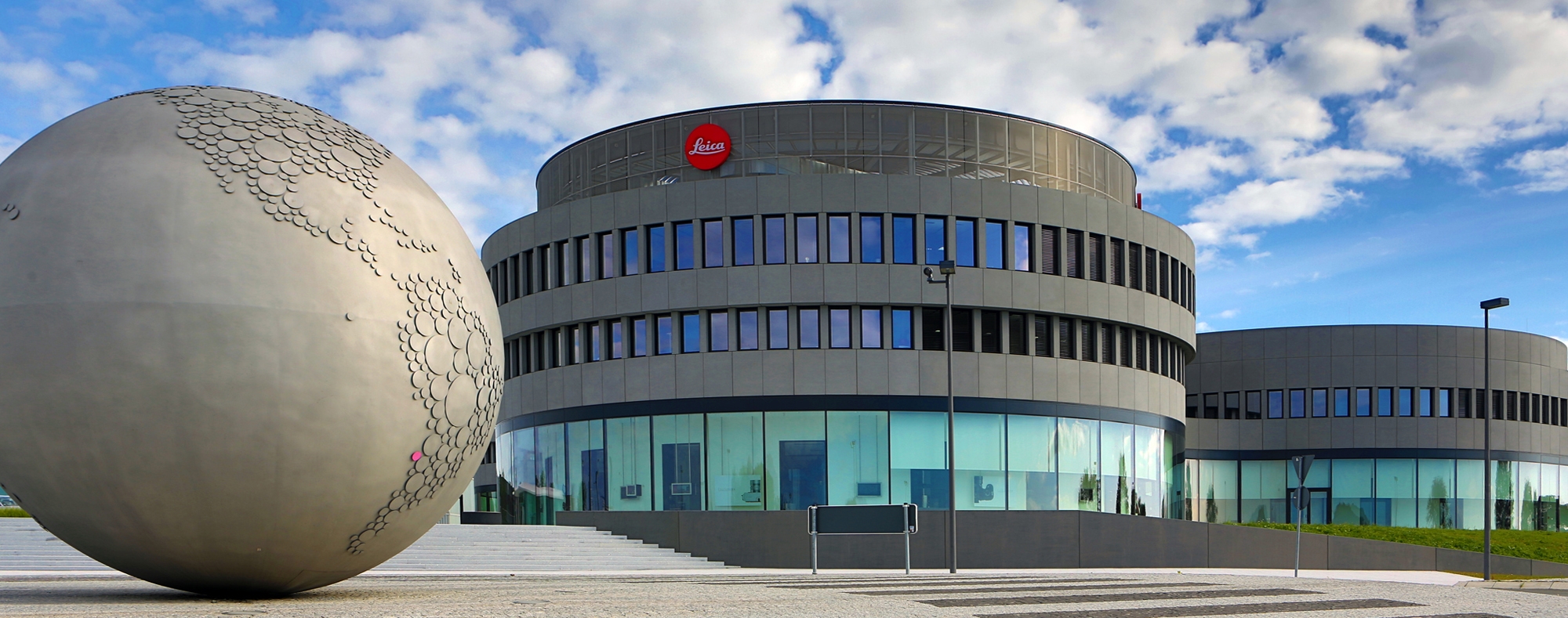 Lees oor projek Leica Camera AG