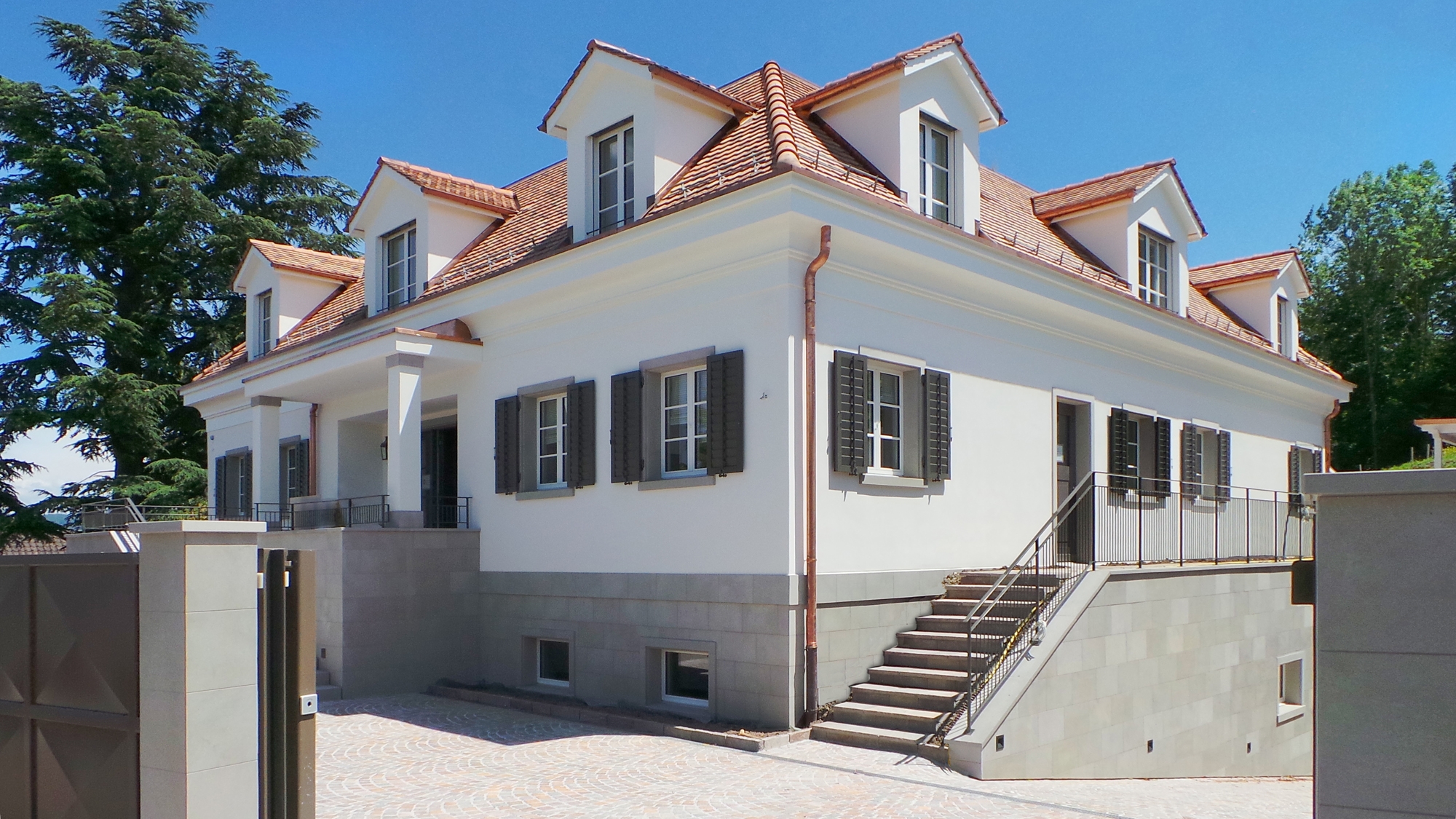 Read about project Classical Mansion