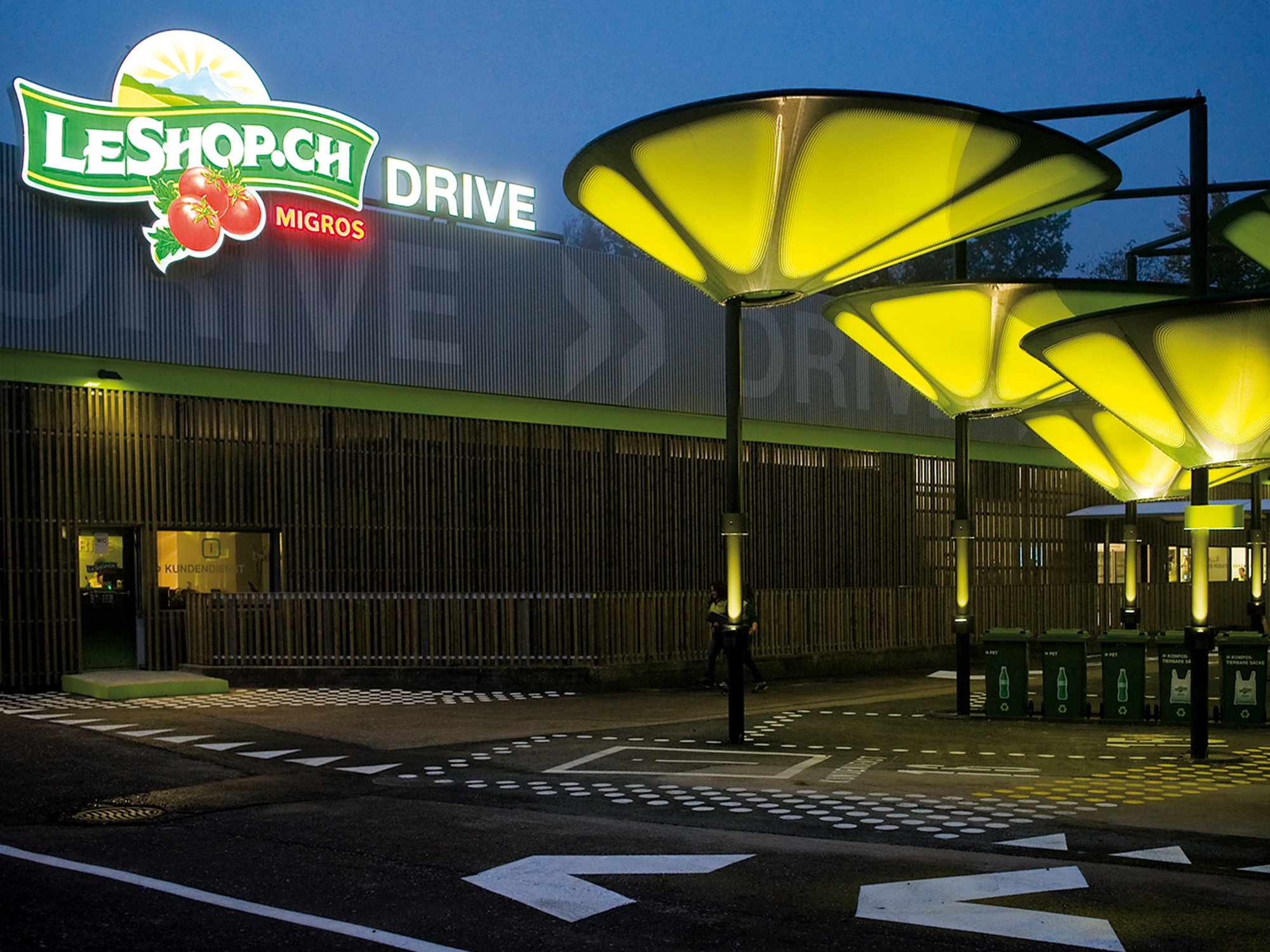 Read about project LeShop.ch Drive Pick Up Station