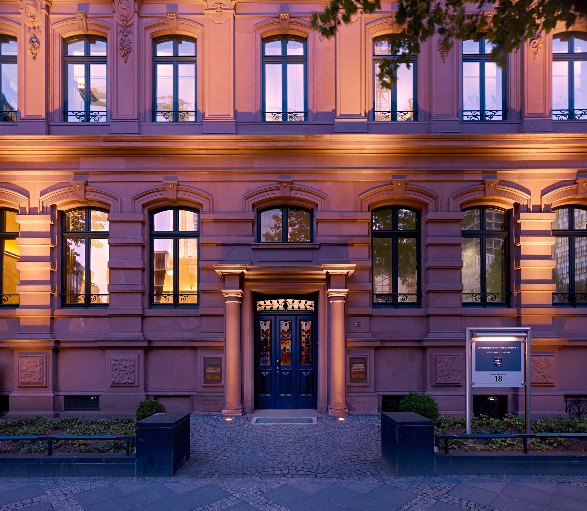 Erfahre mehr über das Projekt Villa Seligman