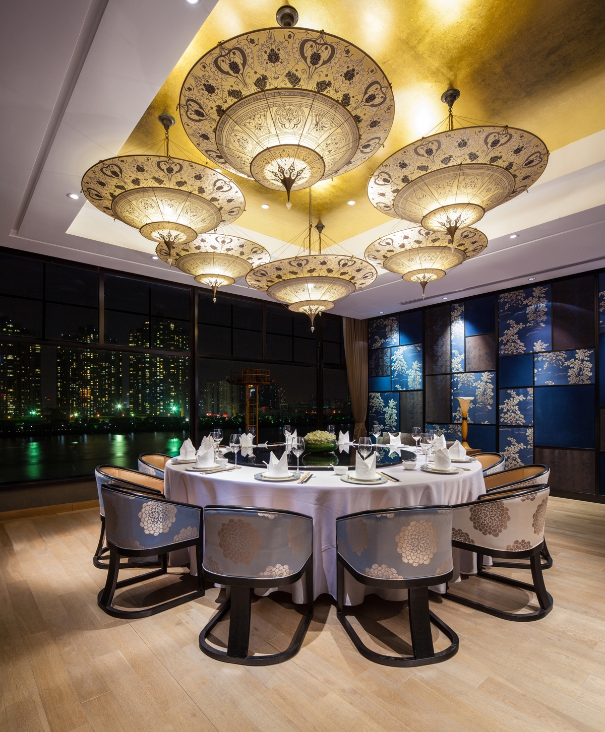 Read about project Cantonese Fine Dining Restaurant Y2C2