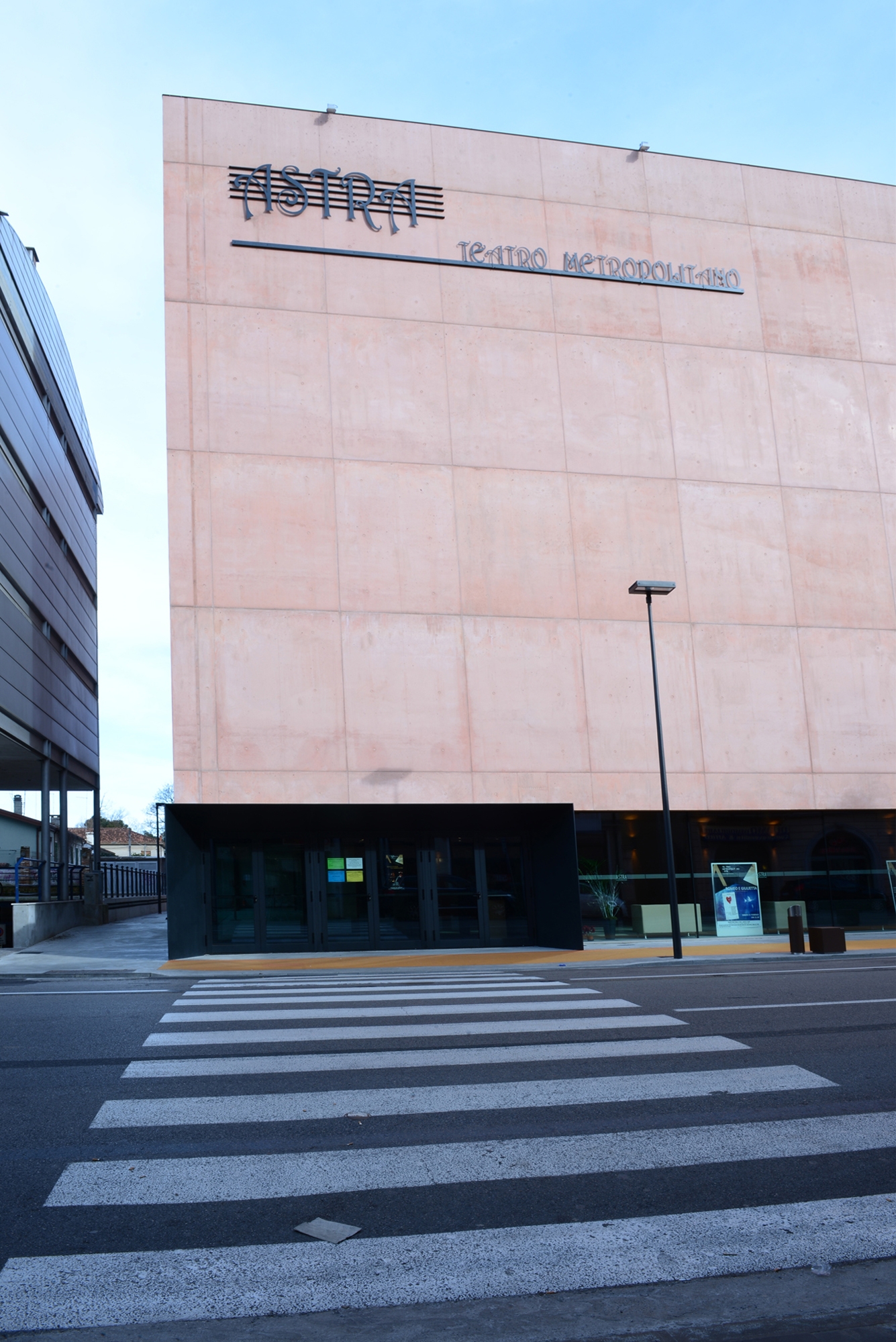 Read about project Teatro Metropolitano