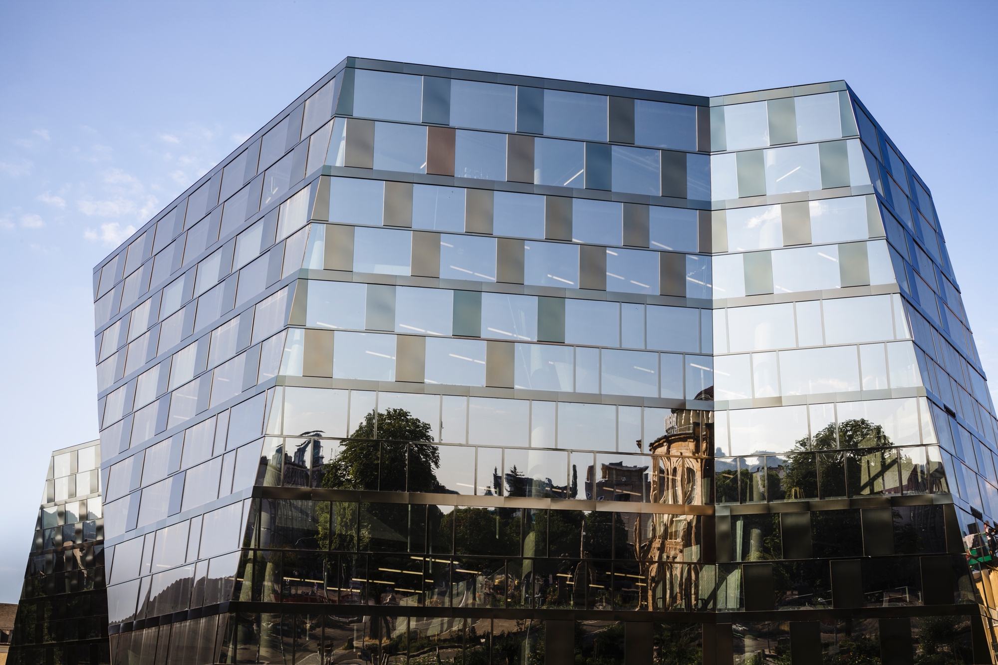 Leer sobre el proyecto University Library