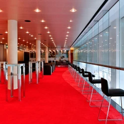 Lire à propos du projet Club 300 | Festspielhaus