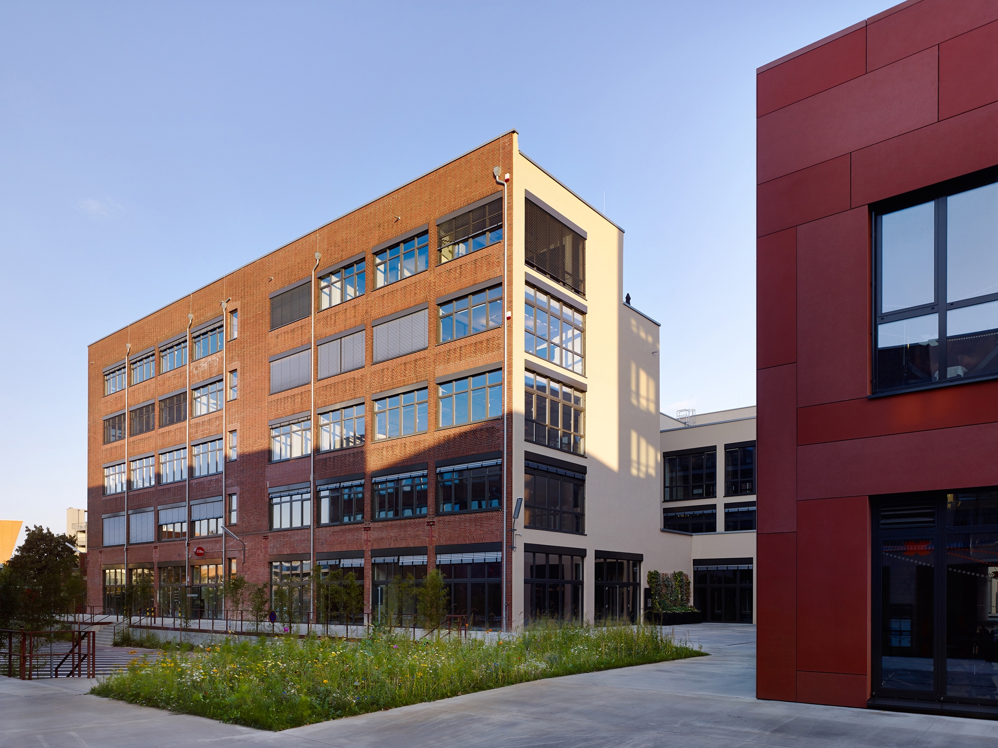Read about project JP|KOM GmbH