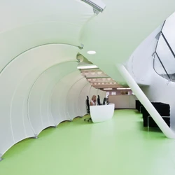 Lire à propos du projet Dentsu