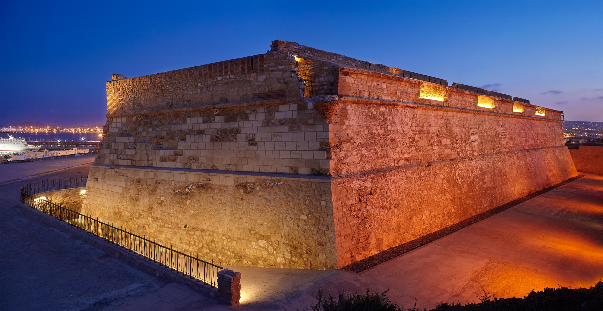 Leer sobre el proyecto Victoria Grande Fortress