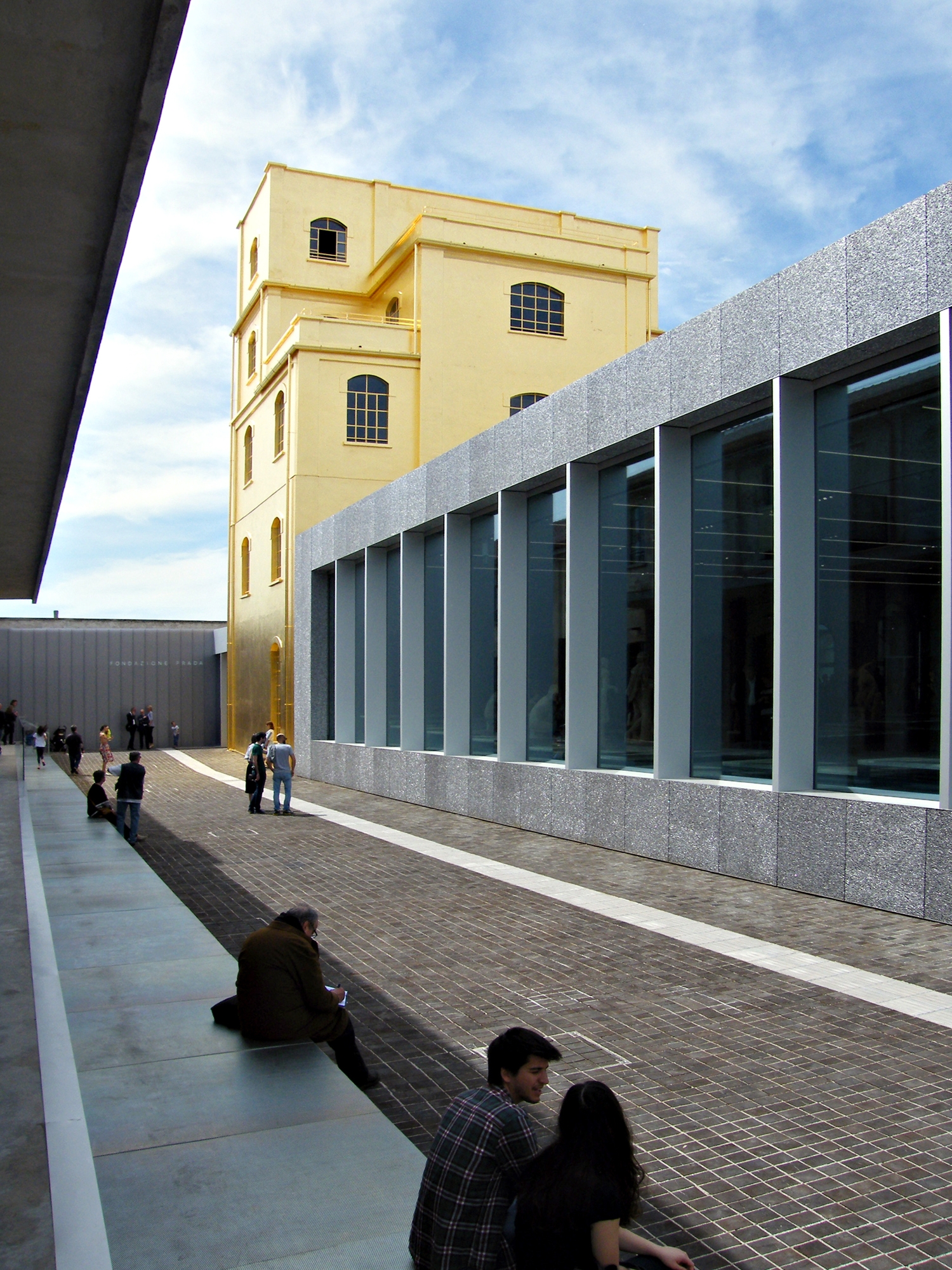 Leggi sul progetto Fondazione Prada