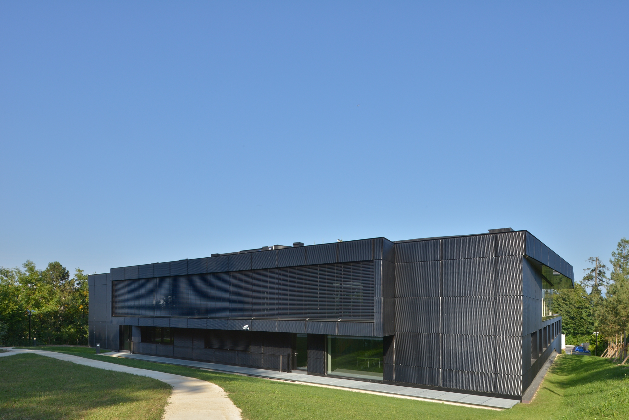 Read about project FIBA Headquarters