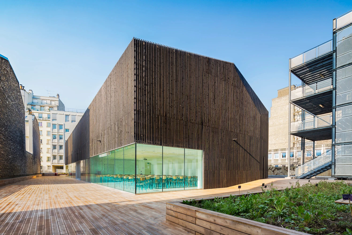 Main image for project Amphitheaters at Descartes University