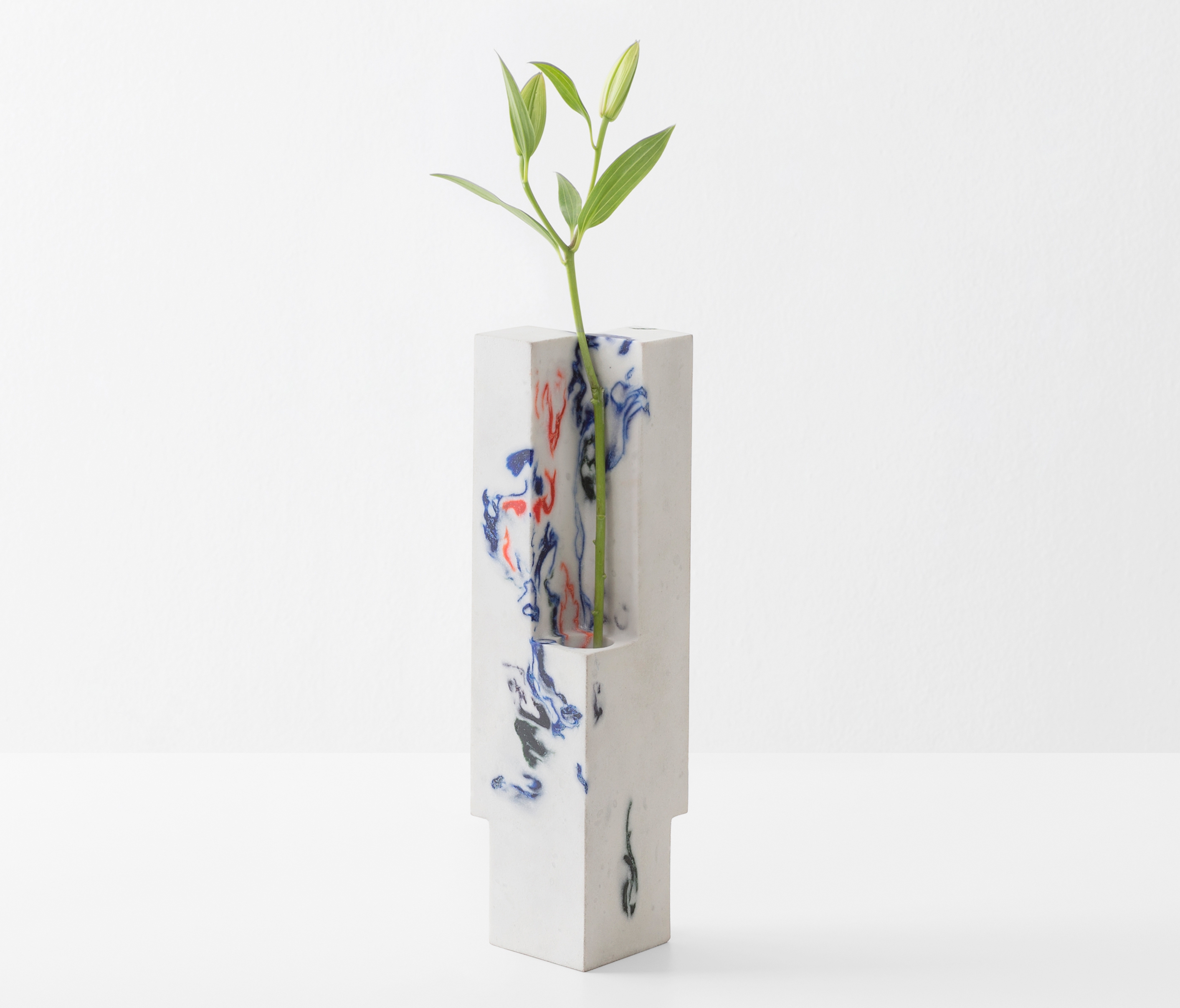 Read about project QUINTA vase