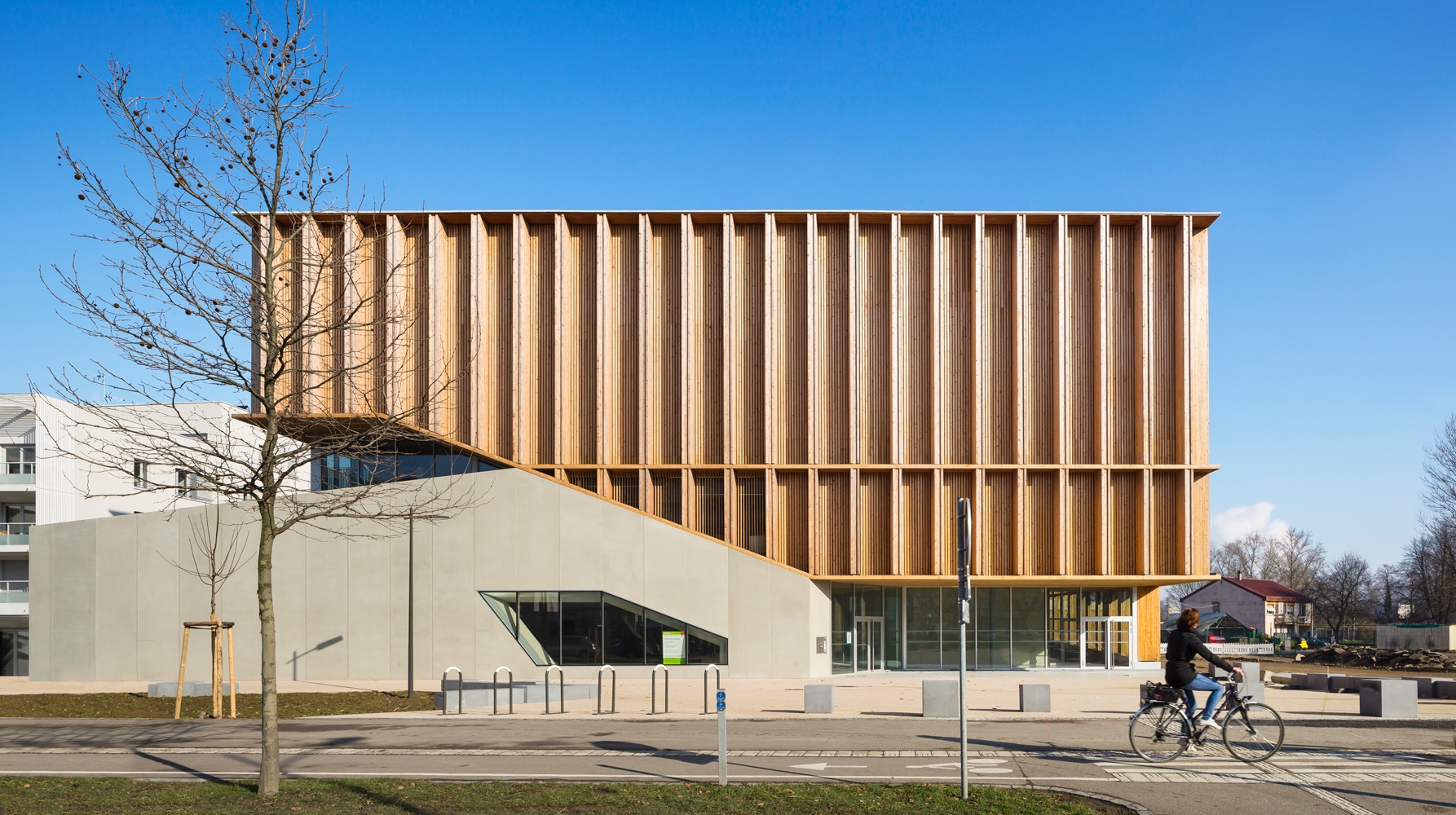 Leggi sul progetto Sports Center in Neudorf