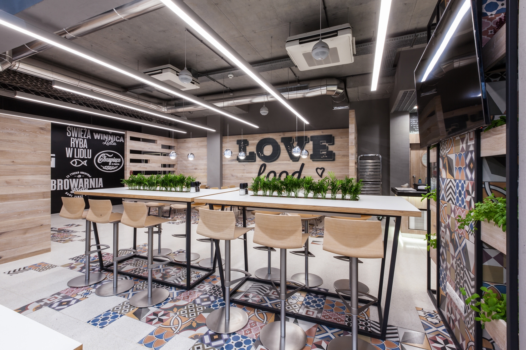Read about project Restaurant in LIDL headquters