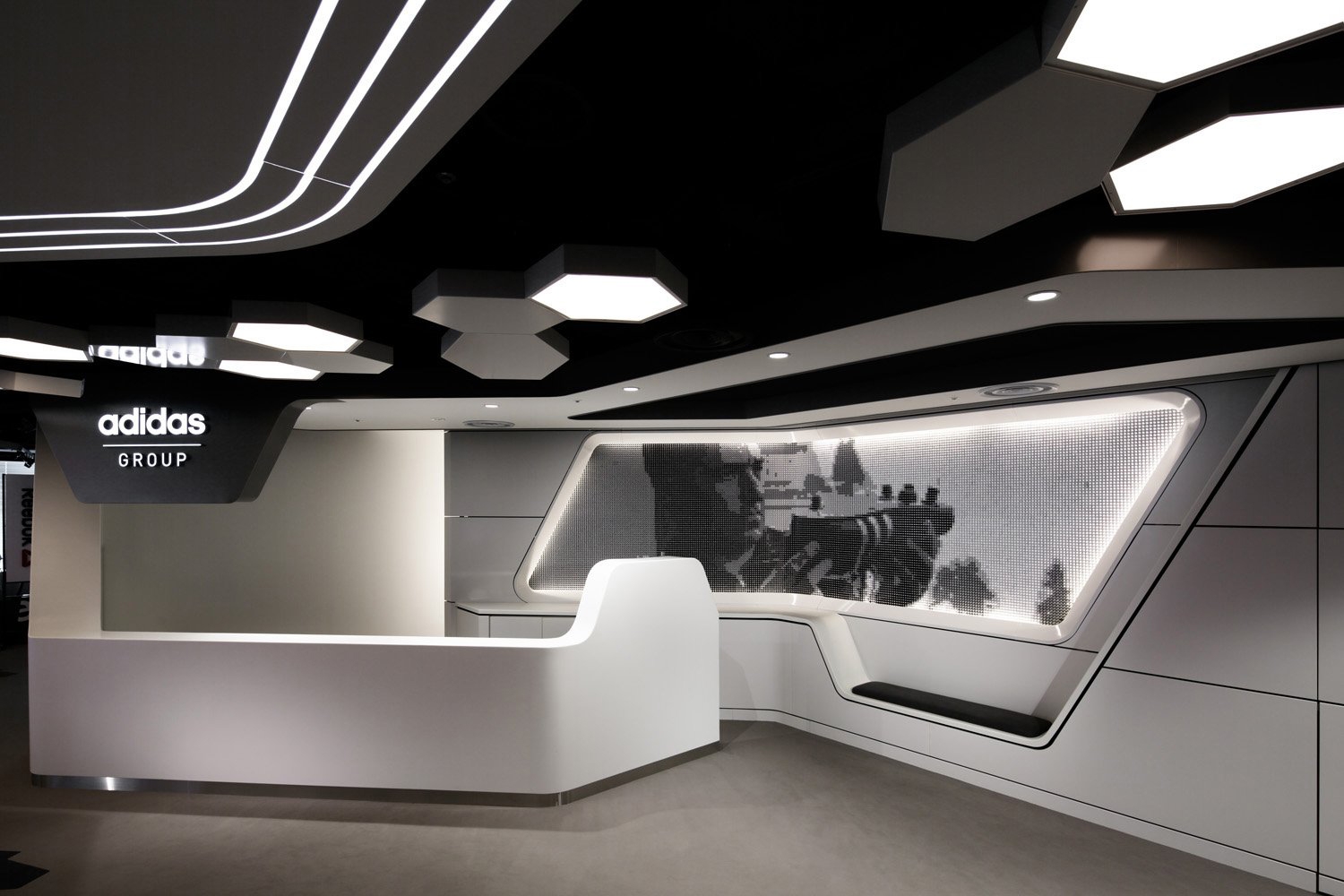 Leer sobre el proyecto adidas Japan Headquarters Office