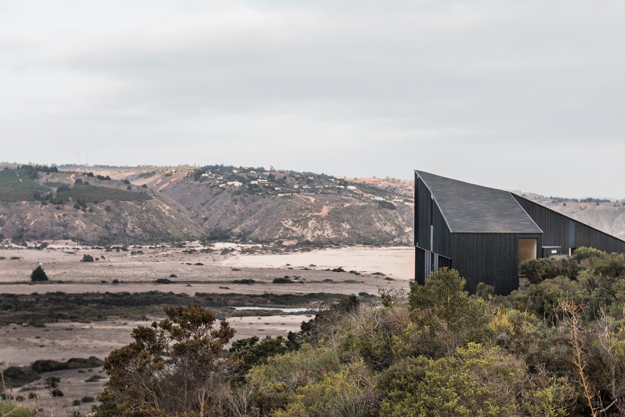 Read about project Stranded House