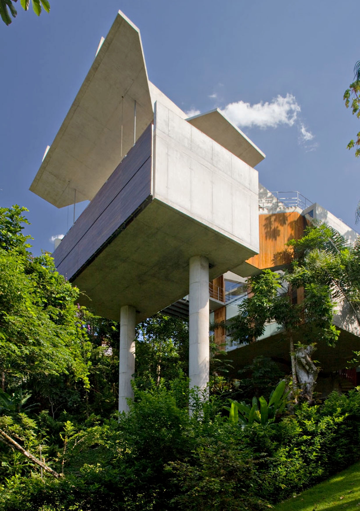 Lire à propos du projet Casa em Ubatuba