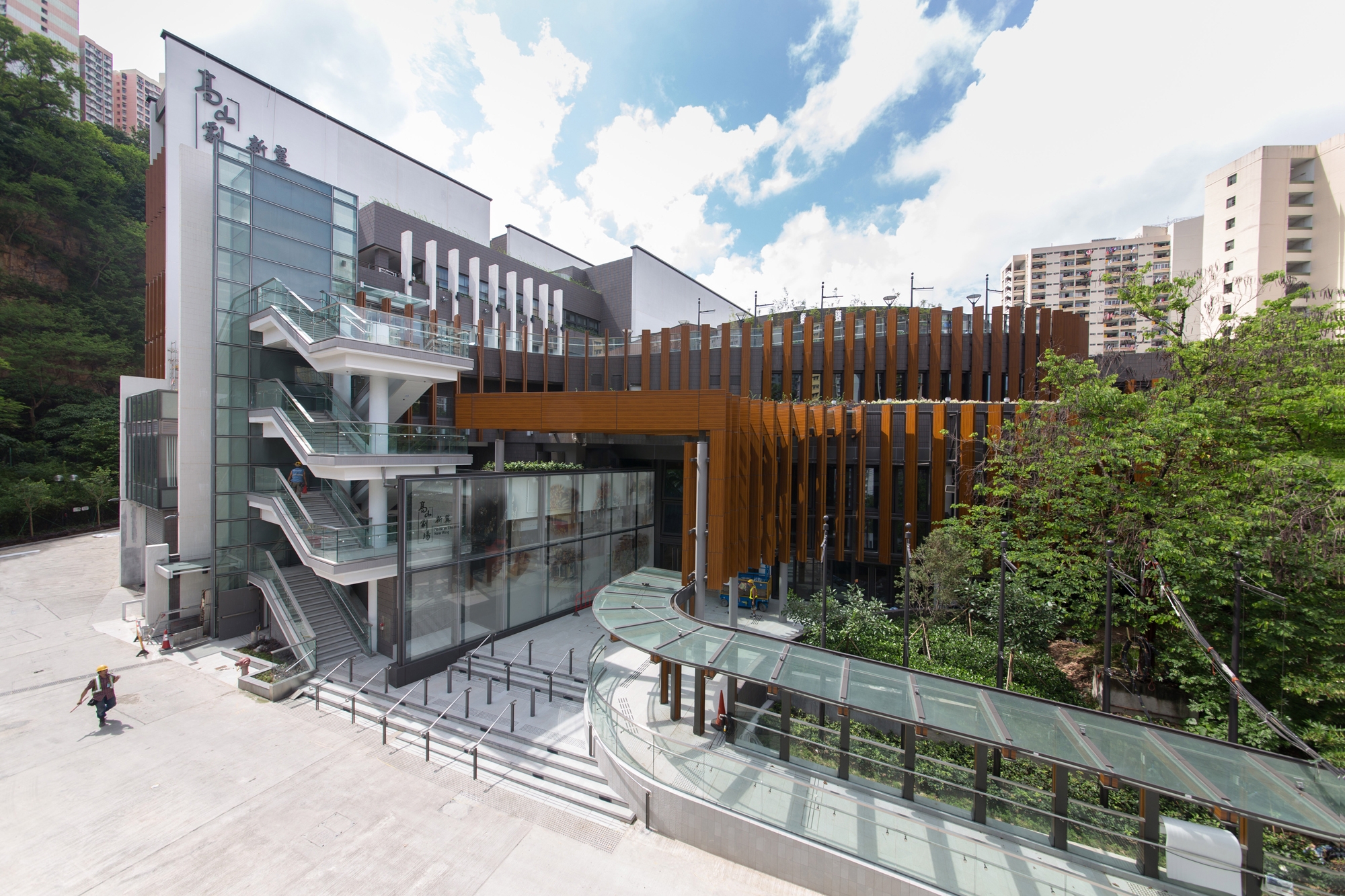 Read about project Ko Shan Theatre New Wing