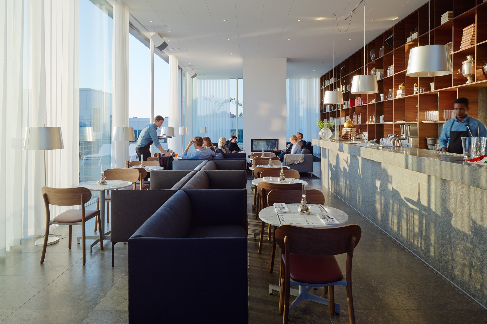 Lees oor projek PM & Vänner Hotel