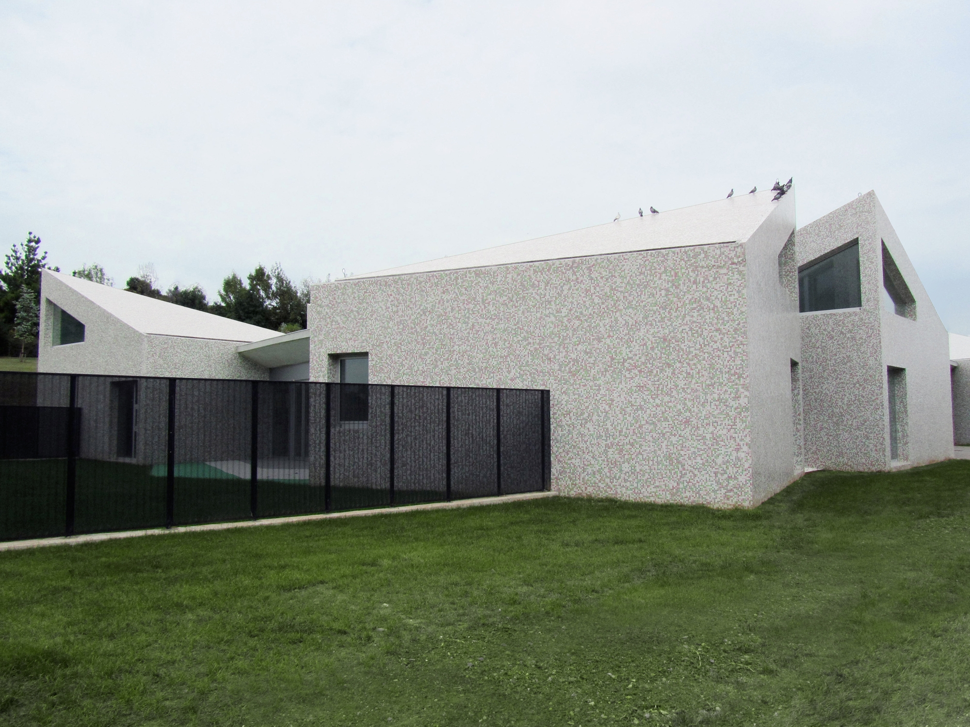 Read about project Nuevo Roces Primary School