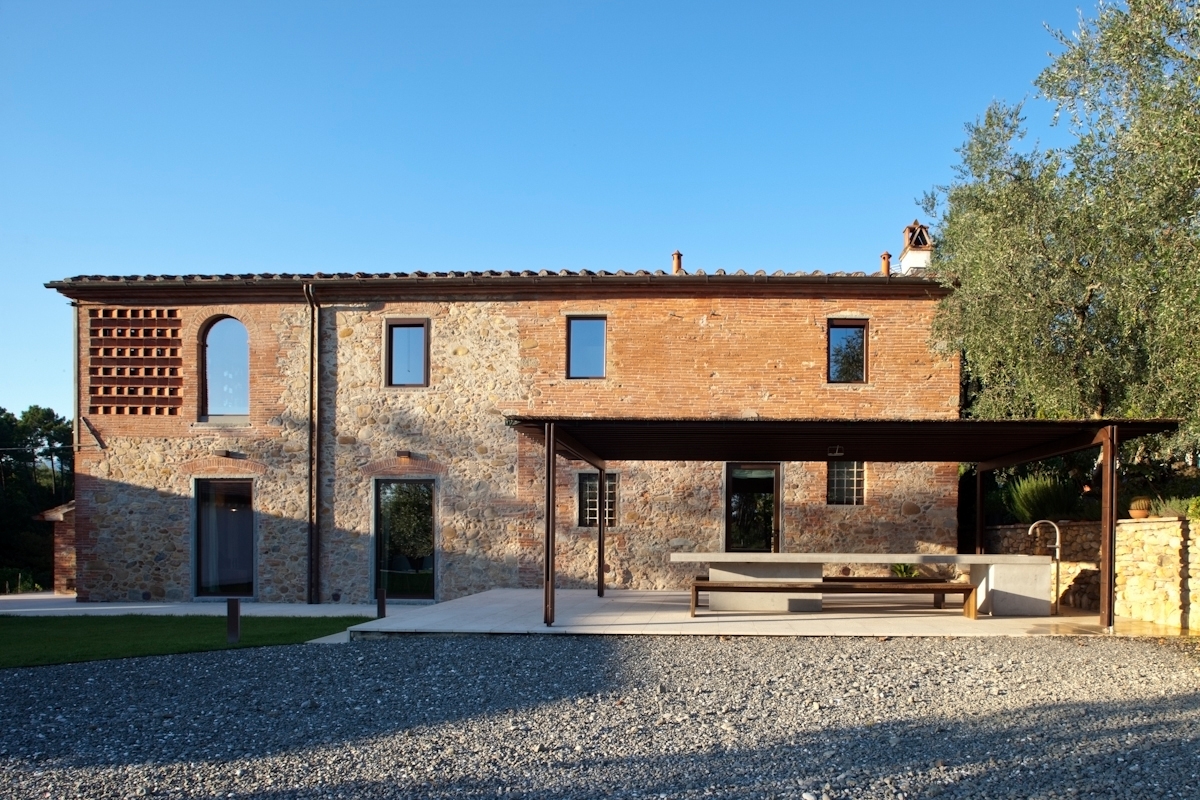 Read about project Country House
