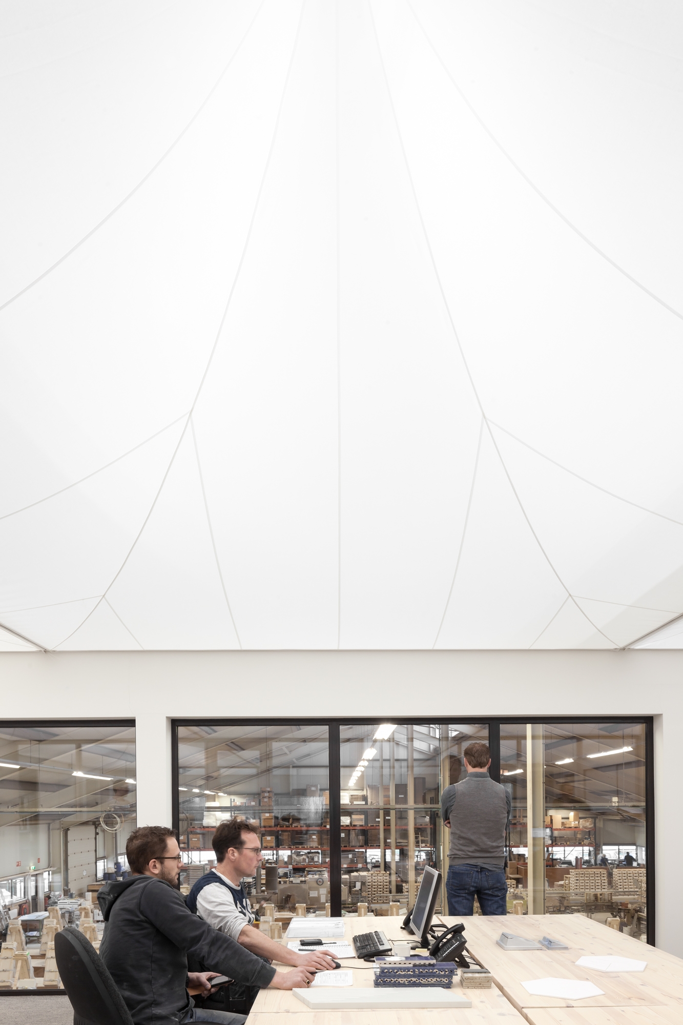 Leer sobre el proyecto Interior Office of the Royal Tichelaar Factory