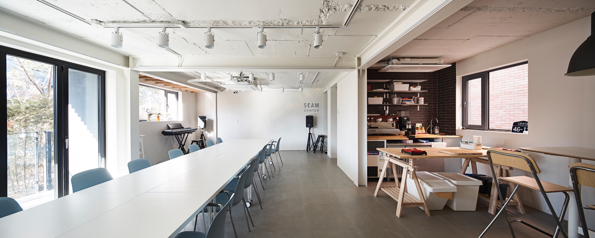 Read about project SEAM CENTER