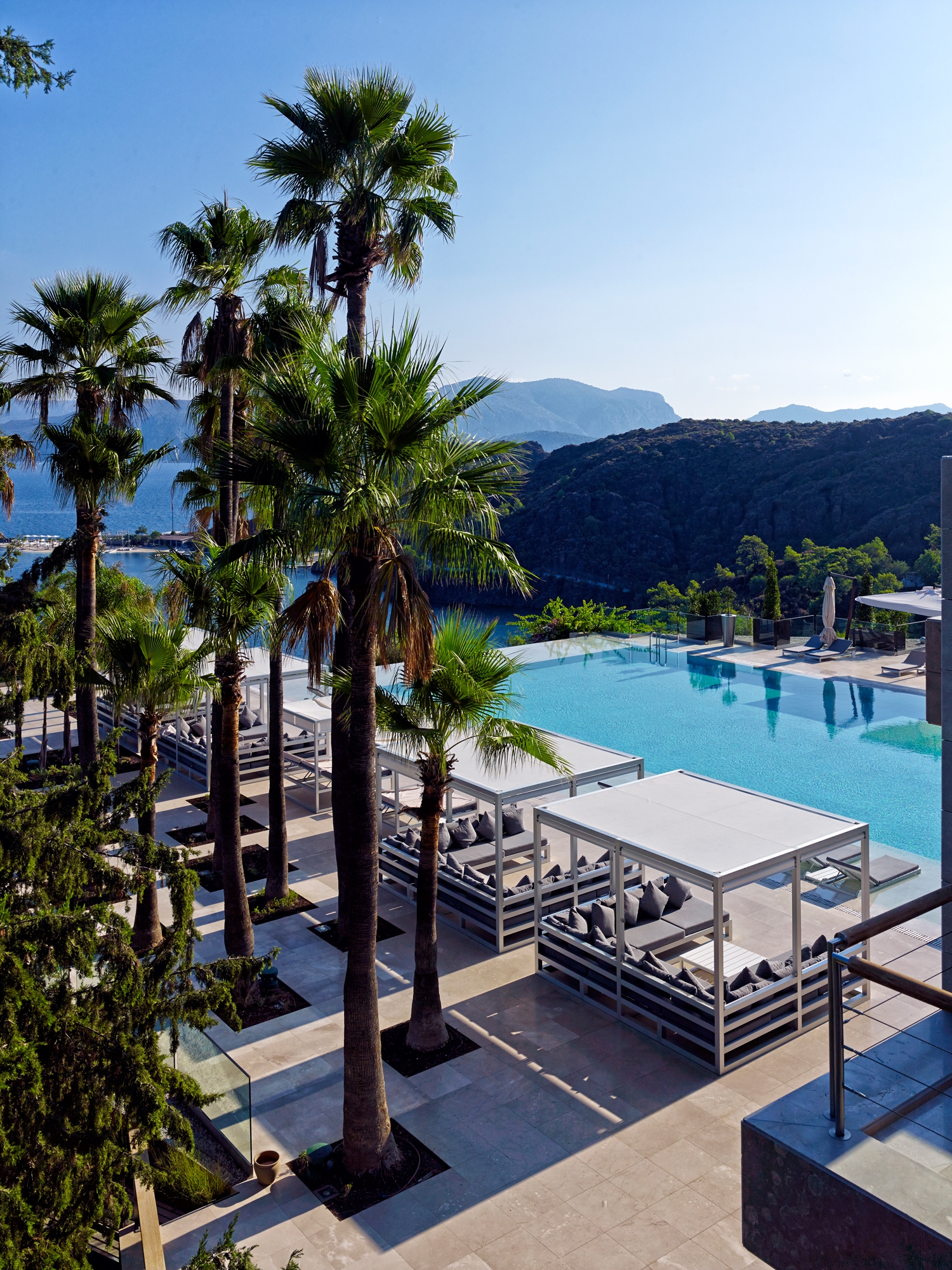 Leggi sul progetto D-Hotel Maris