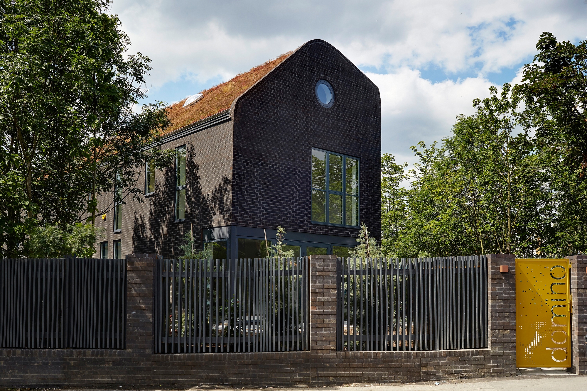 Read about project Domino Houses