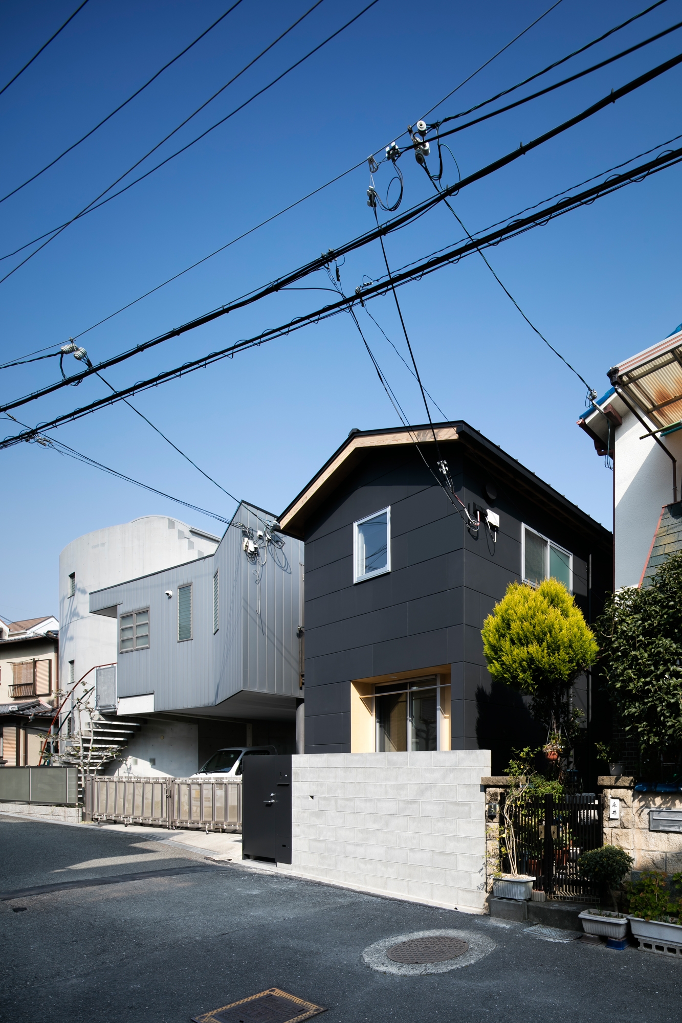 Read about project House in Ishibashi