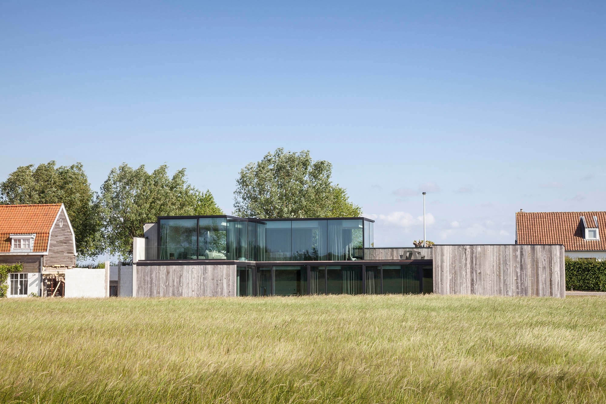 Read about project Graafjansdijk House