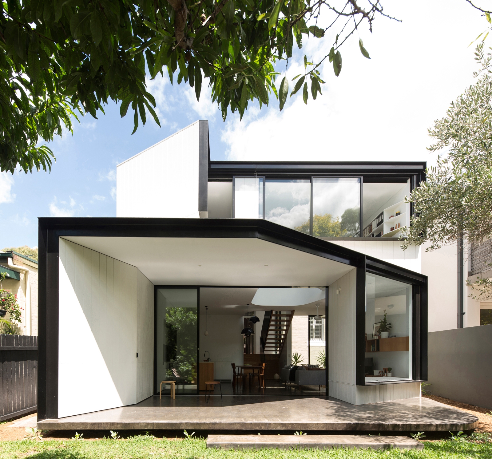 Erfahre mehr über das Projekt Unfurled House