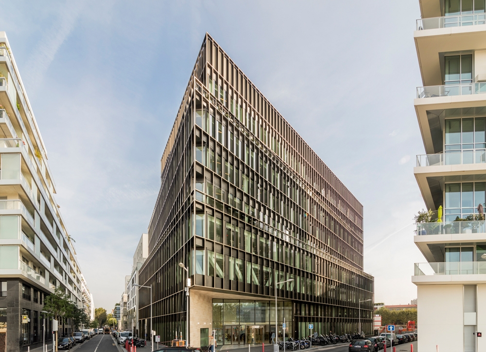 Erfahre mehr über das Projekt YOU Lot YA