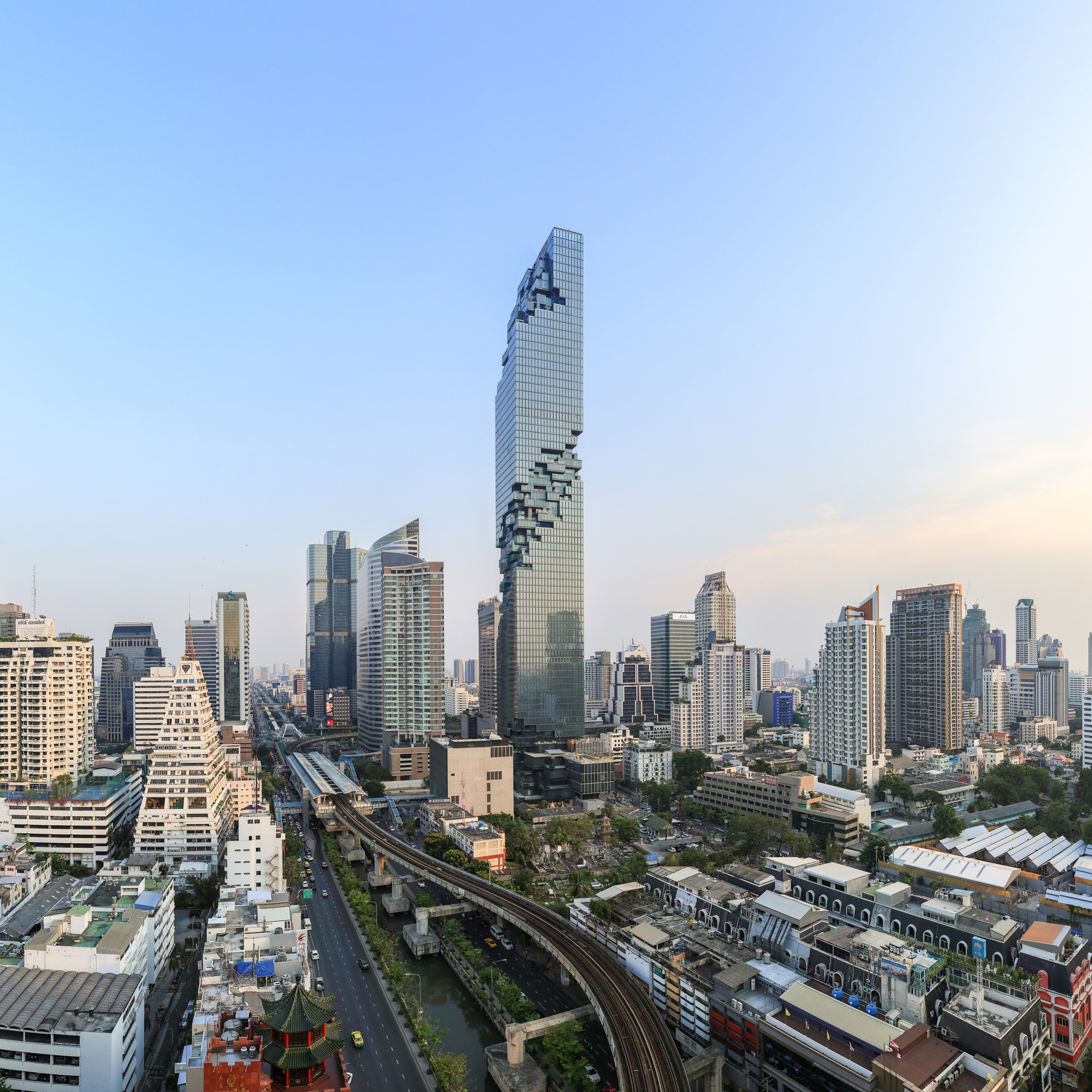 Erfahre mehr über das Projekt MahaNakhon