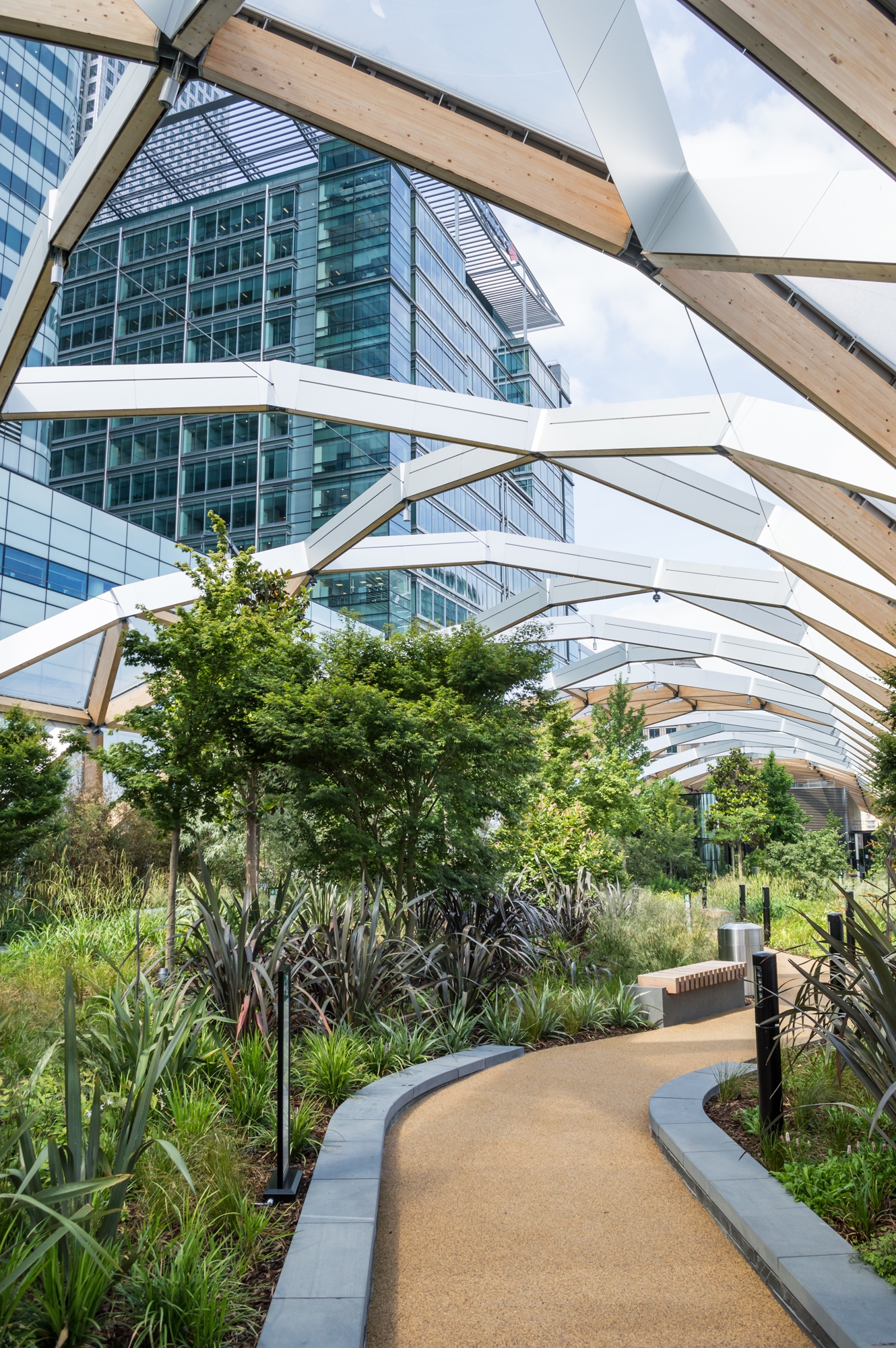 Leggi sul progetto Crossrail Place at Canary Wharf