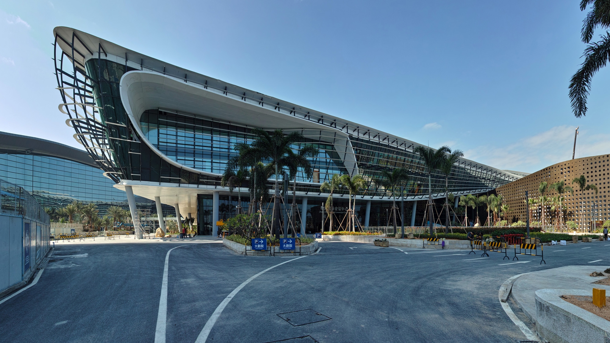 Read about project Zhuhai Shizimen Business Cluster & Convention Centre