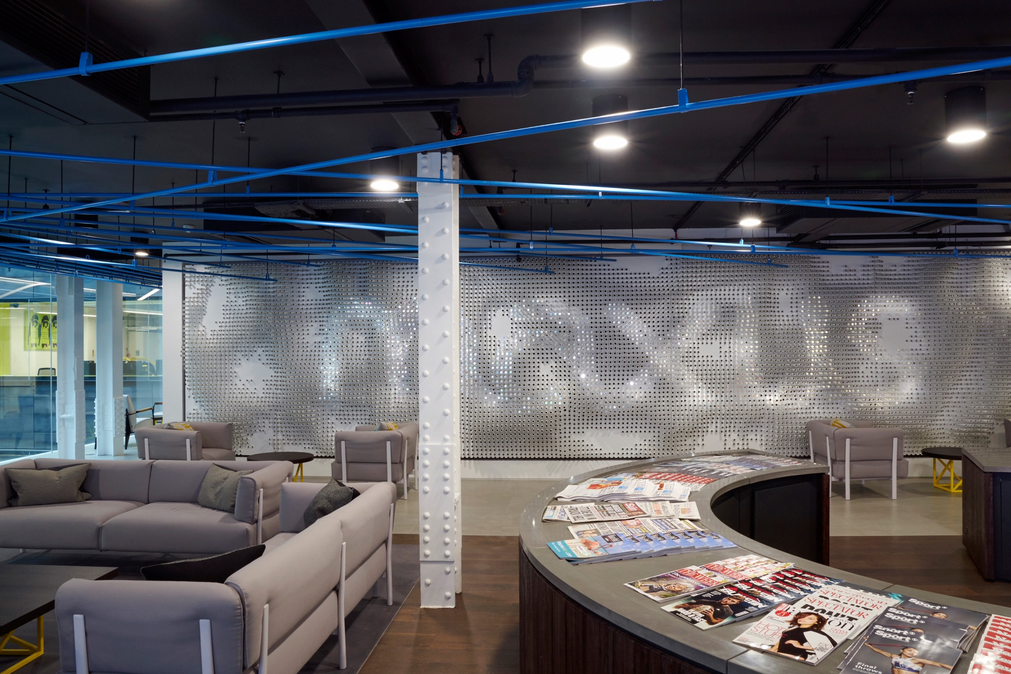 Read about project Maxus Office