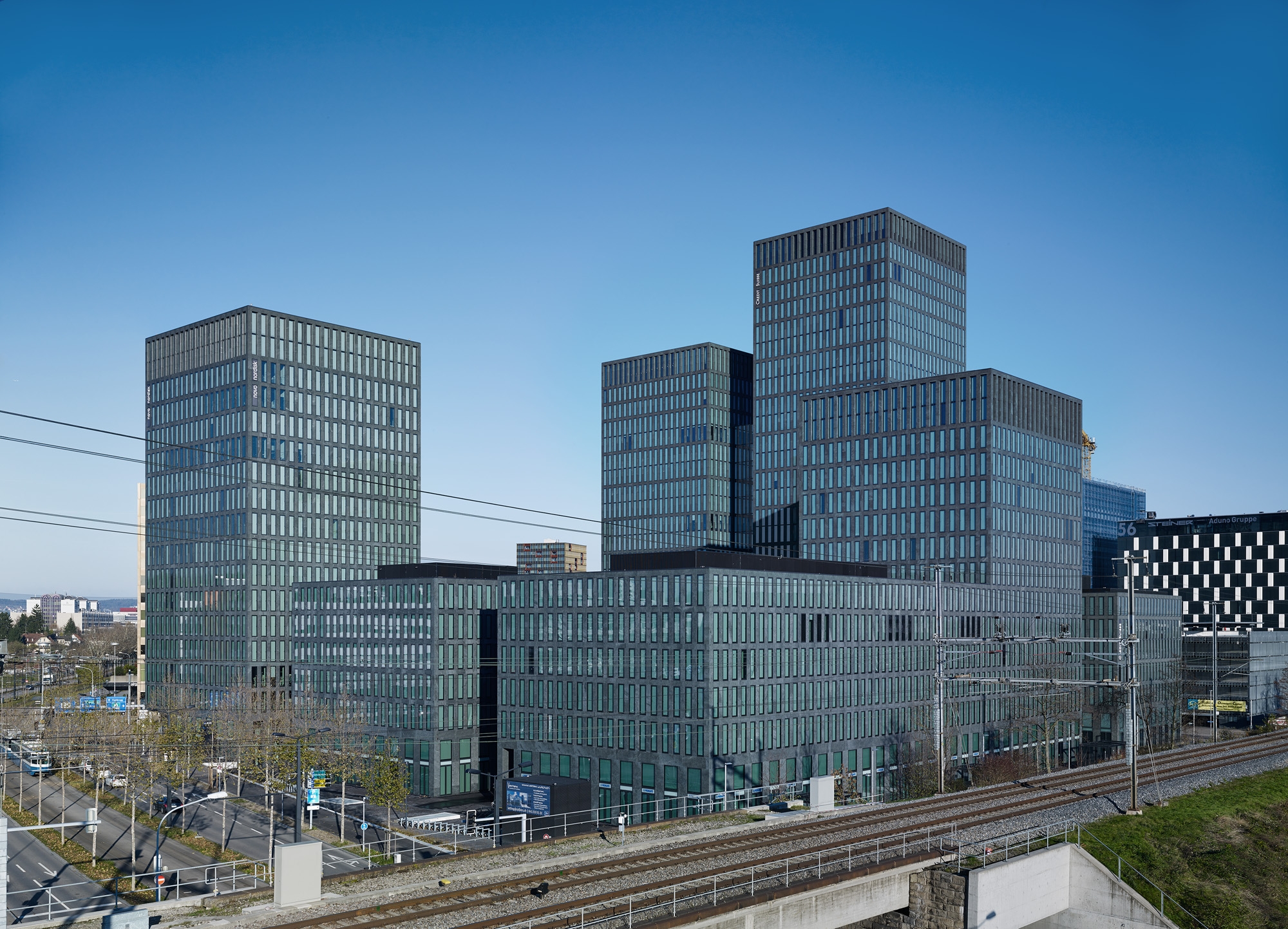 Read about project Hochhausensemble Hagenholzstraße