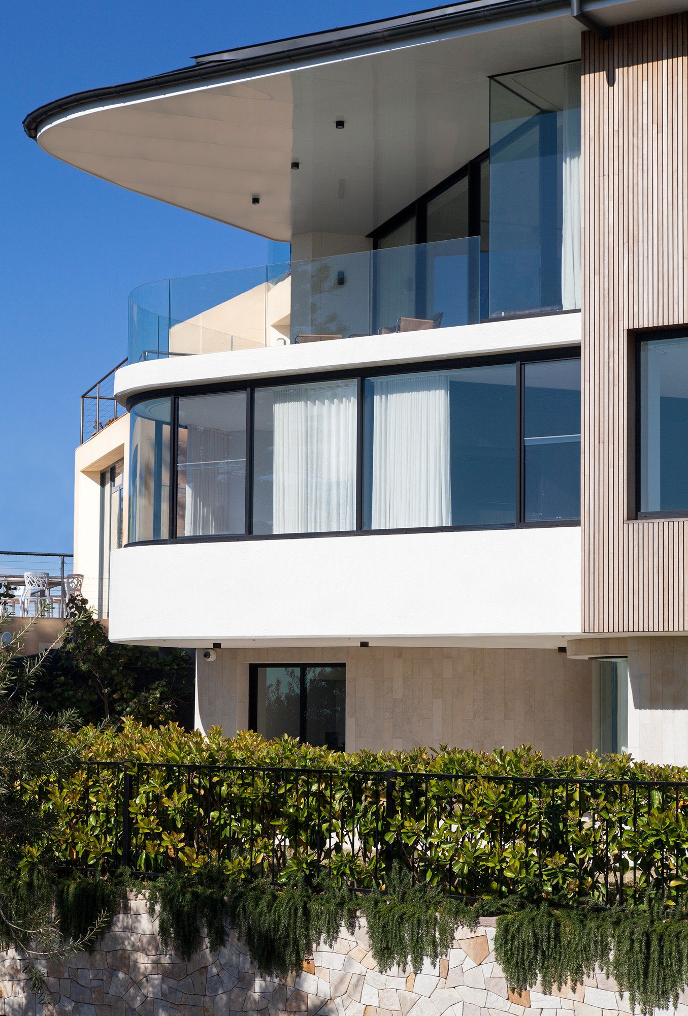 Lire à propos du projet Tamarama House