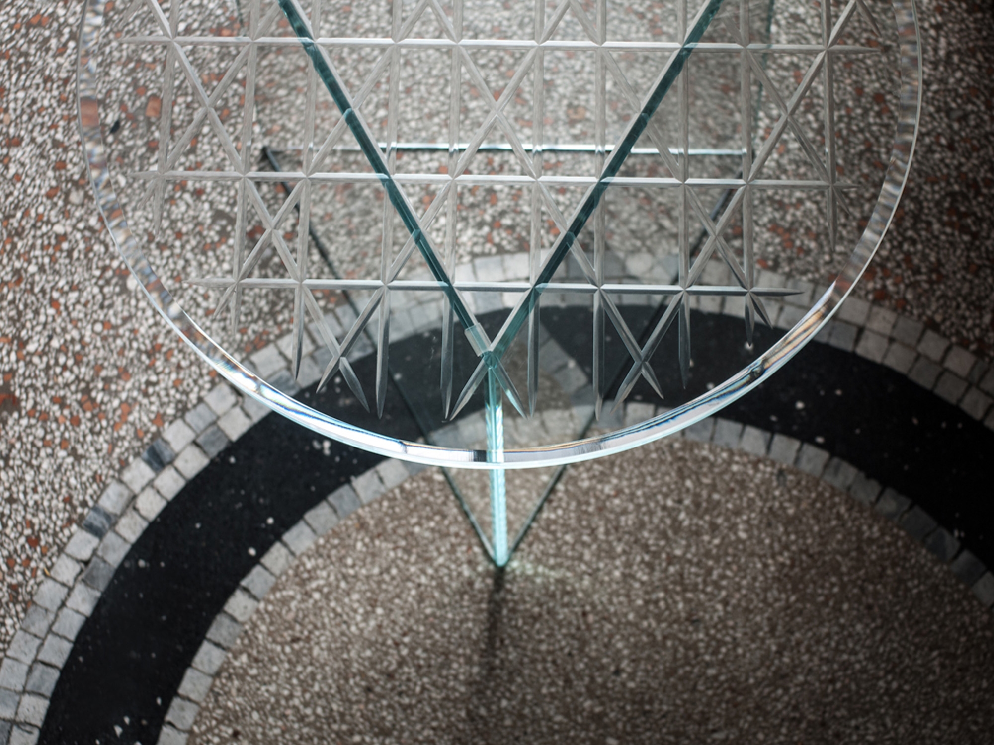 Leer sobre el proyecto Twinkle coffee table