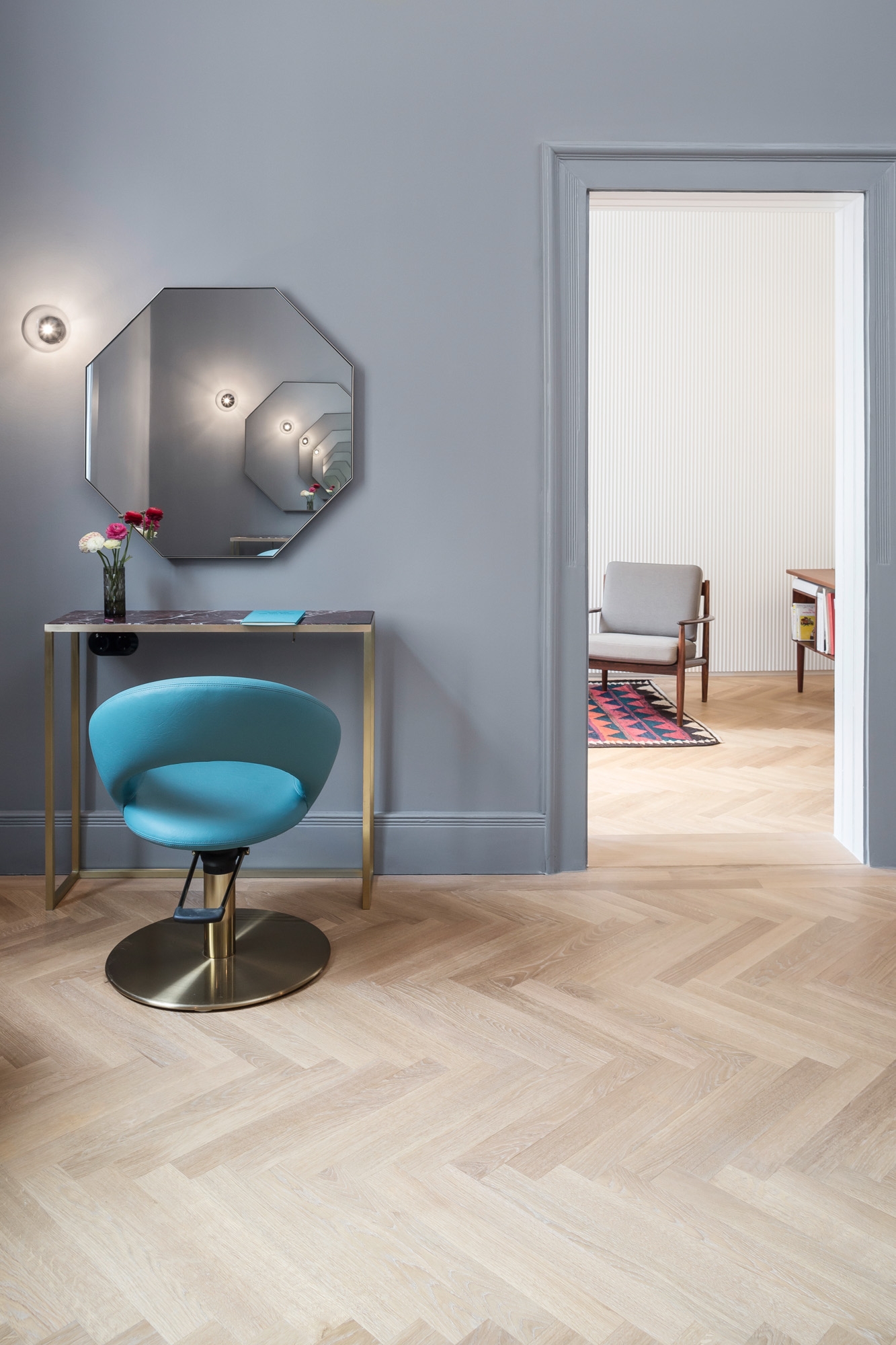 Leer sobre el proyecto Bilir Salon Privé