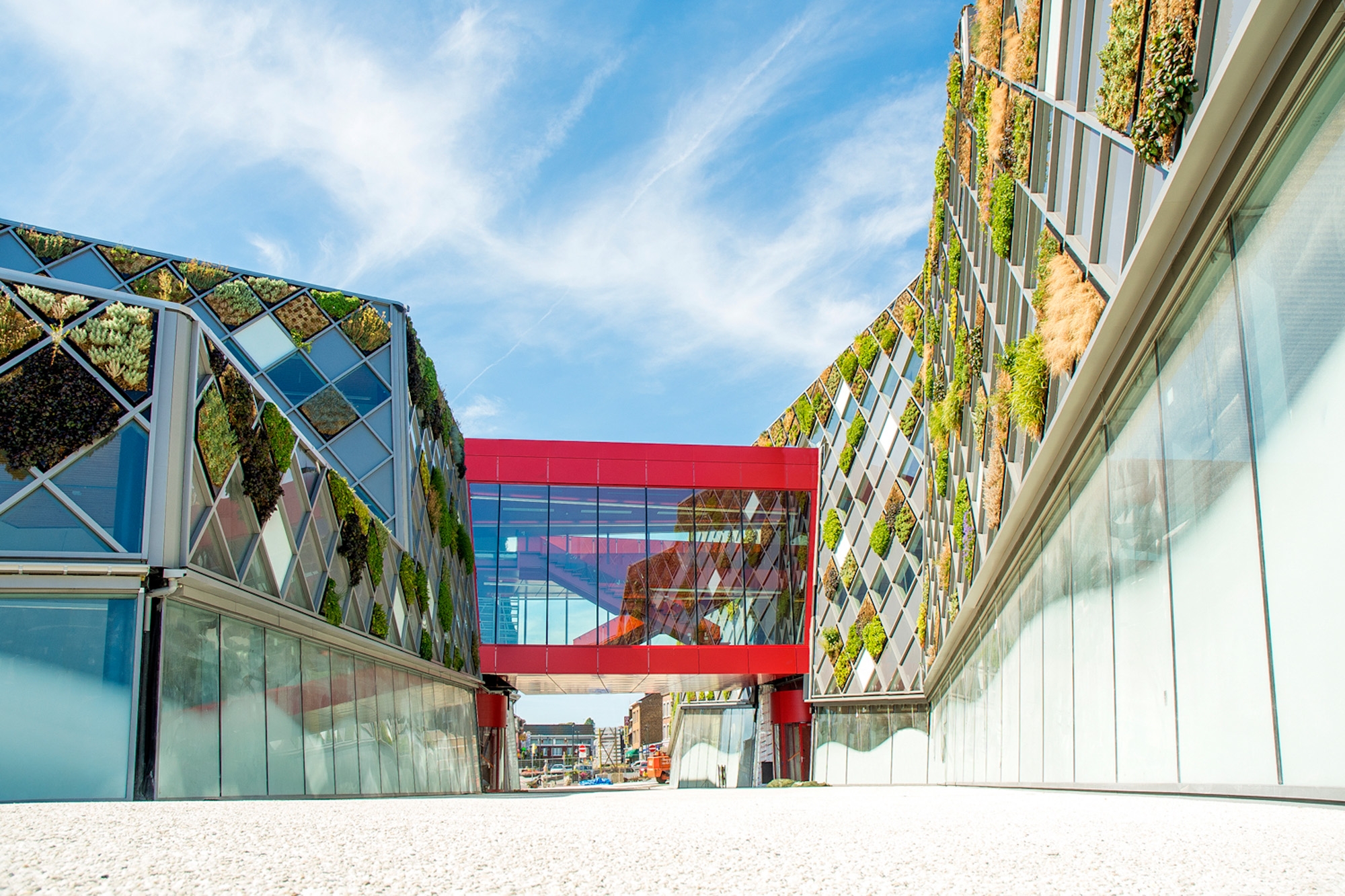 Read about project Herstal City Hall / Hotel de Ville de Herstal