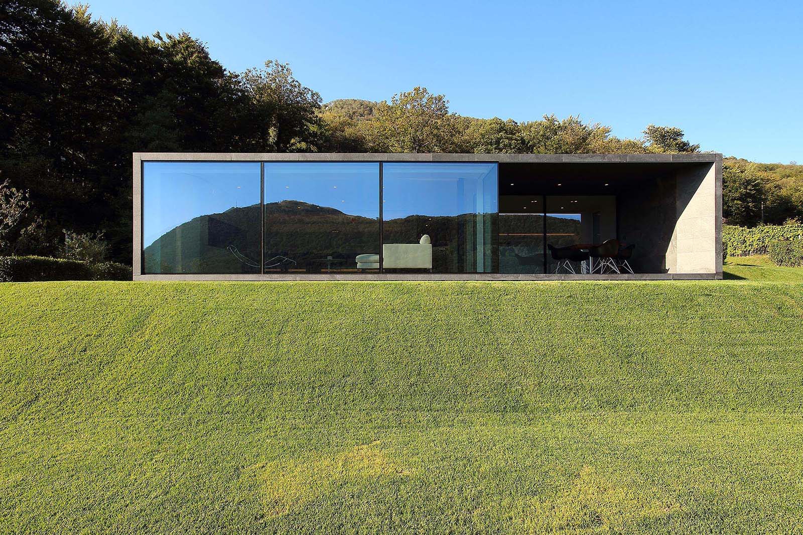 Read about project Montebar Villa