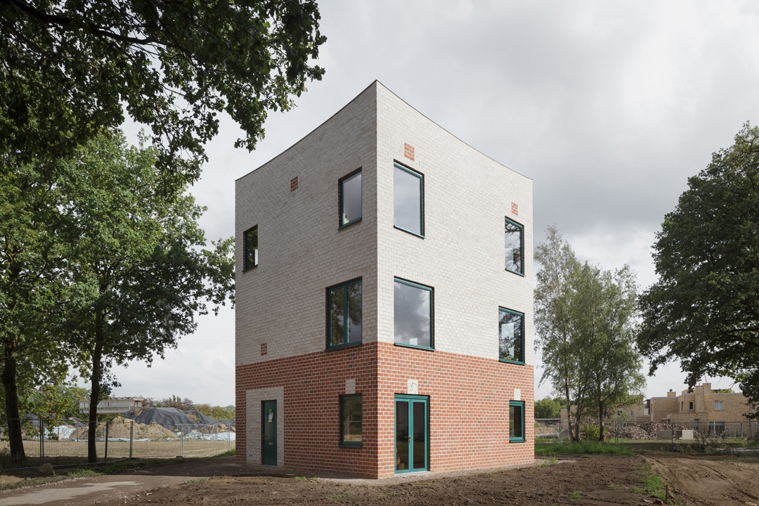 Leer sobre el proyecto Atlas House