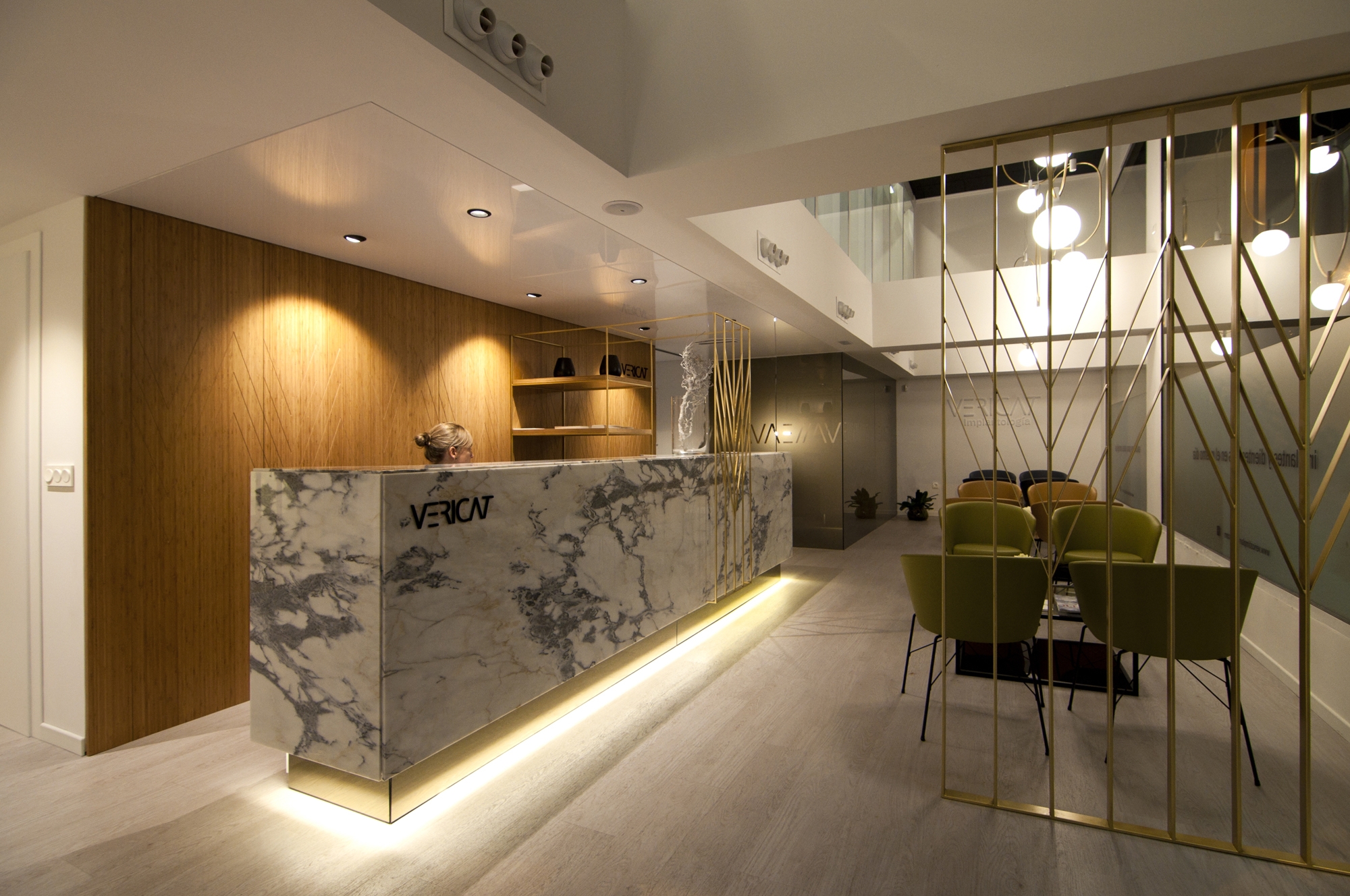 Read about project Vericat Implantology