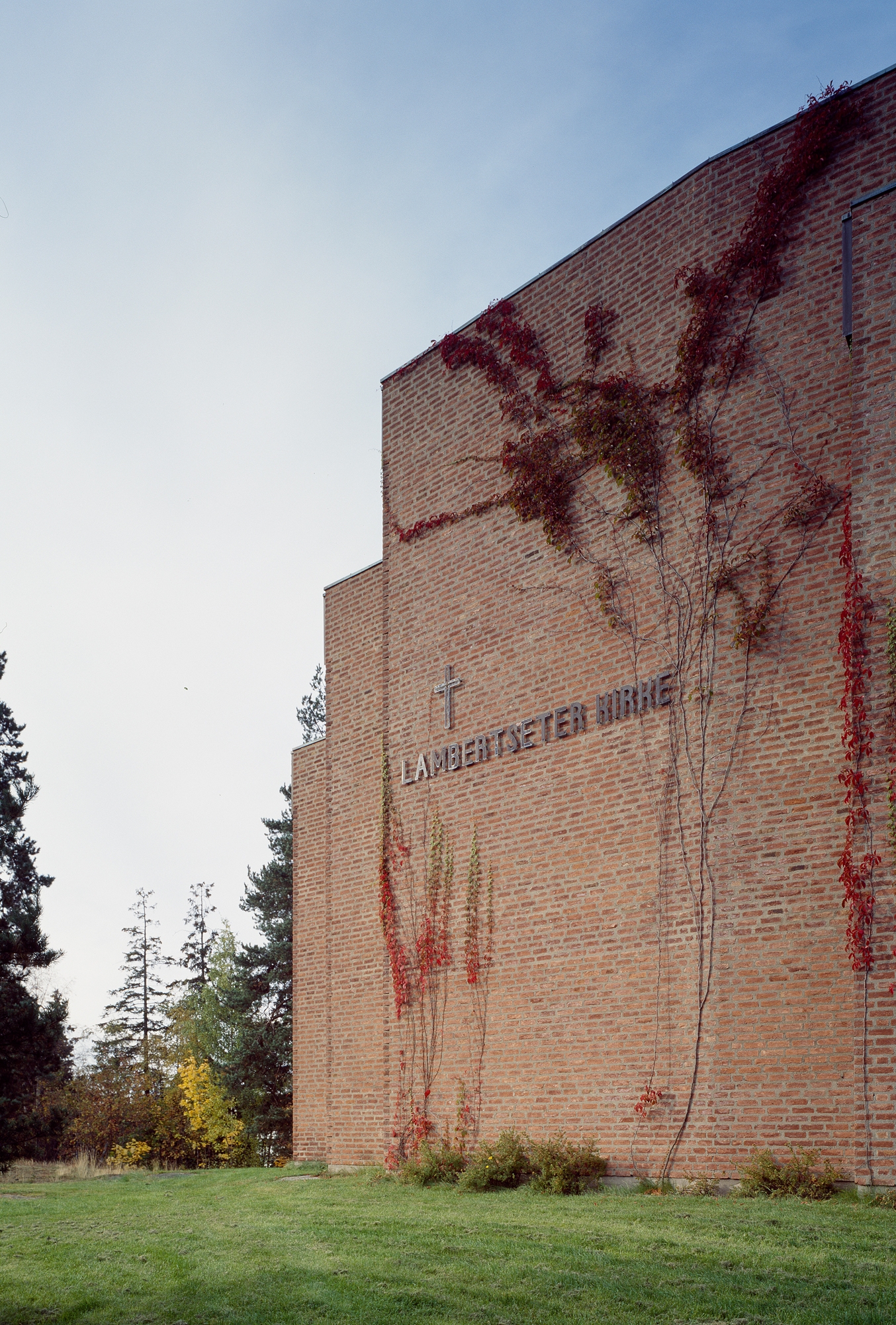 Read about project Lambertseter church